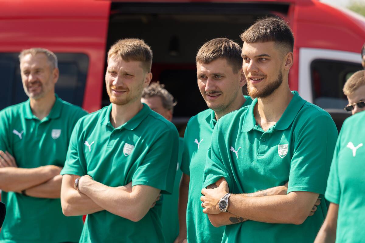 Kauno „Žalgirio“ komandą supažindino su gelbėtojų darbu