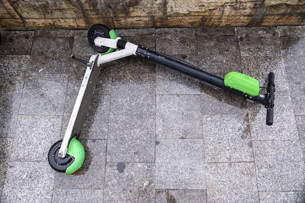 
<span>Lentvaryje – girto vairuotojo smūgis į paspirtukininką</span>
