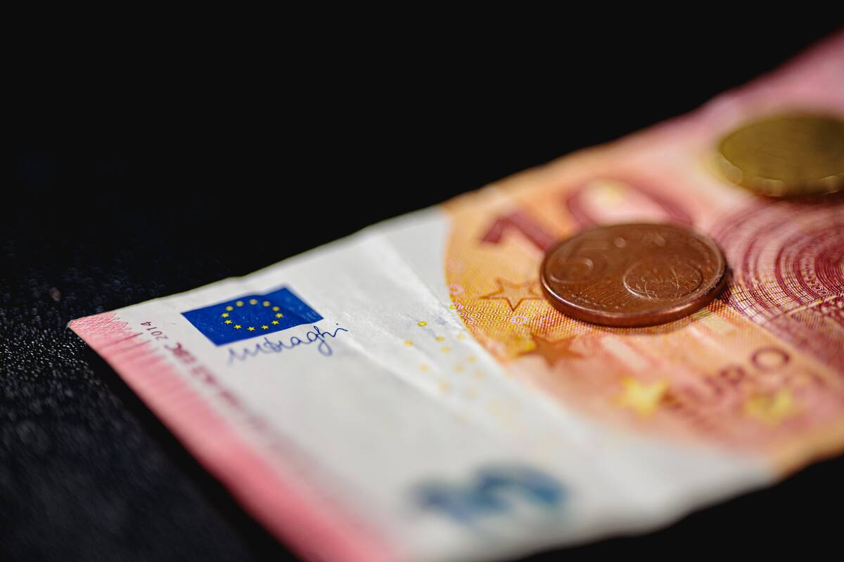 
<span>Patikėję sukčiais gyventojai neteko daugiau nei 15,6 tūkst. eurų</span>
