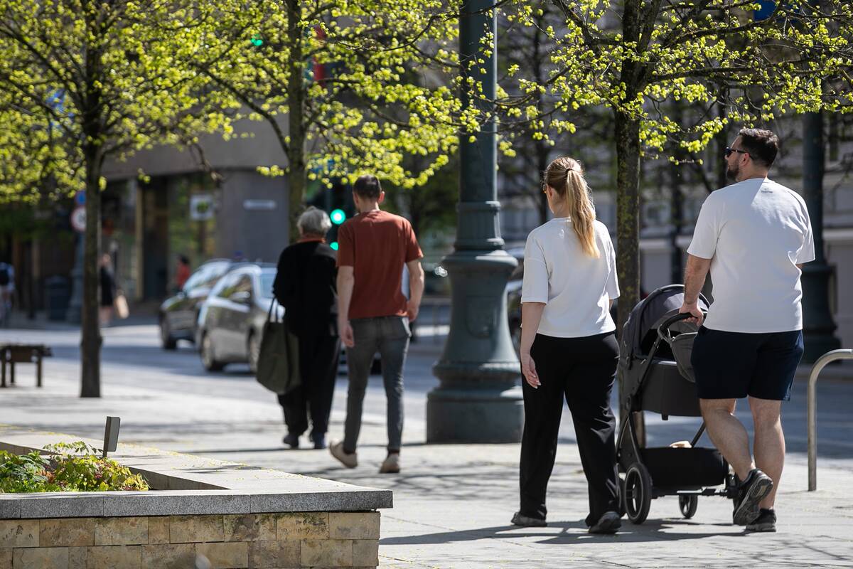 
<span>Tyrimas: per mėnesį padaugėjo optimistiškiau šalies padėtį vertinančių gyventojų</span>
