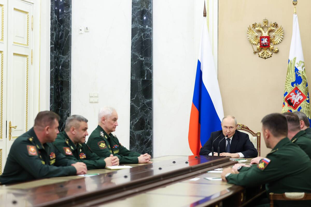 
<span>Putinas paskyrė naujų dronų pajėgų vadą</span>
