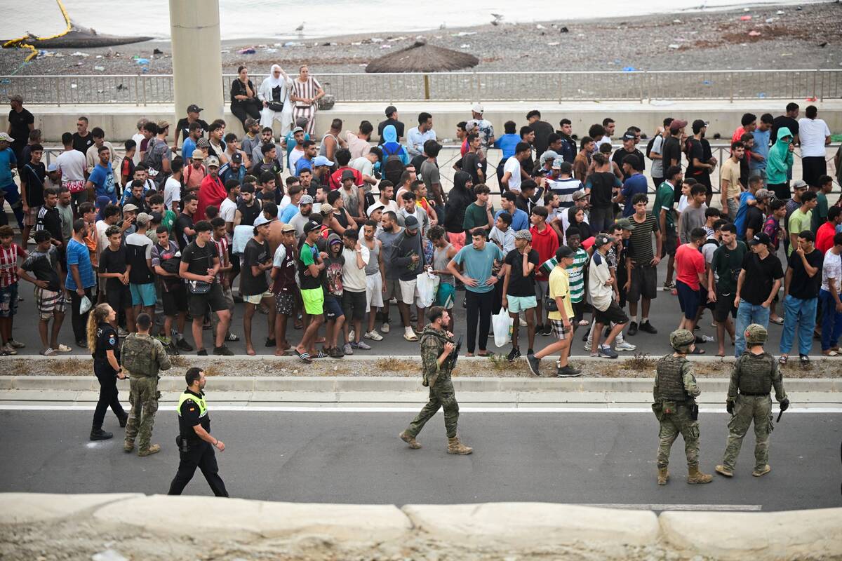 
<span>21 šalies lyderiai Airiją ragina skubiai sušaukti posėdį Europos atsakui į migrantų krizę Seutoje</span>

