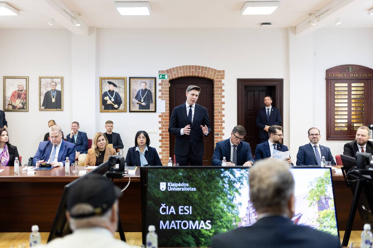 Vyriausybės nariai lankėsi Klaipėdos universitete
