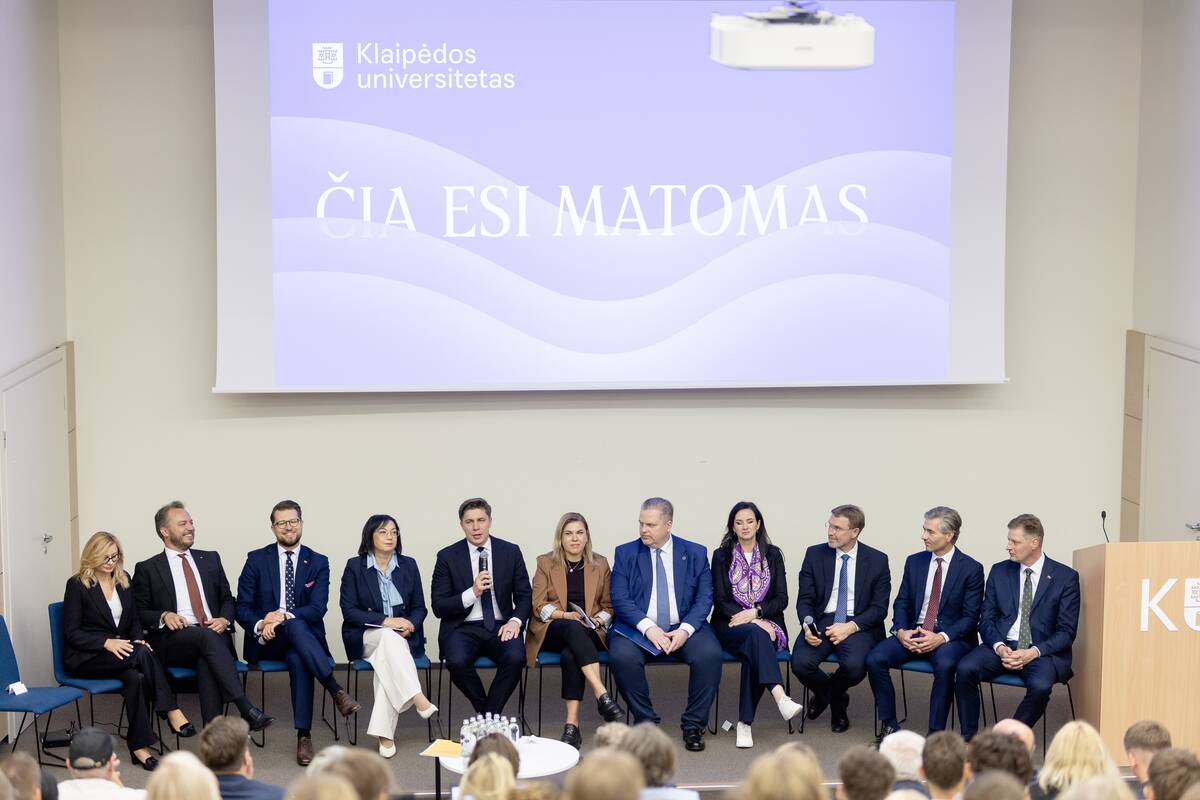 Vyriausybės nariai lankėsi Klaipėdos universitete