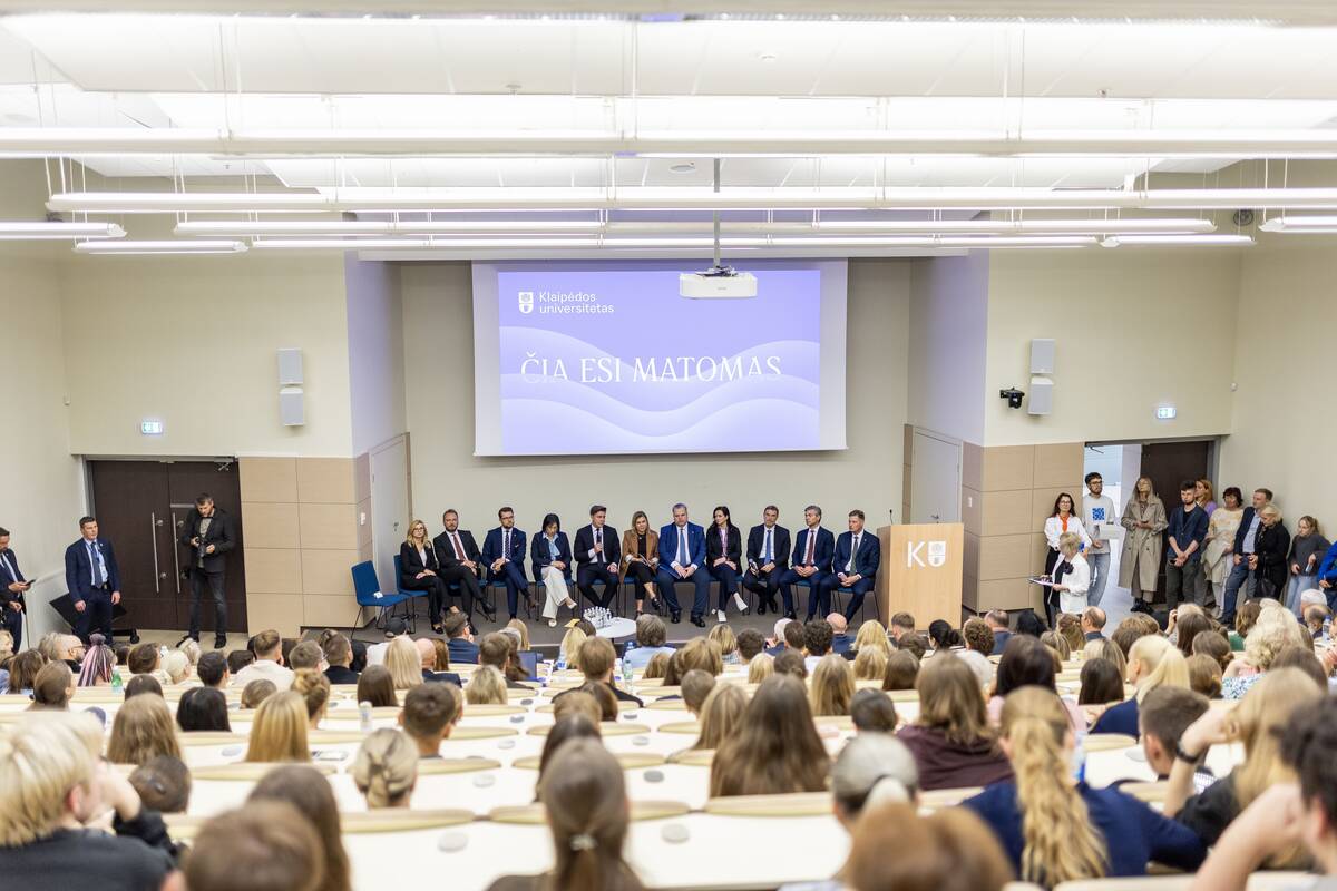 Vyriausybės nariai lankėsi Klaipėdos universitete
