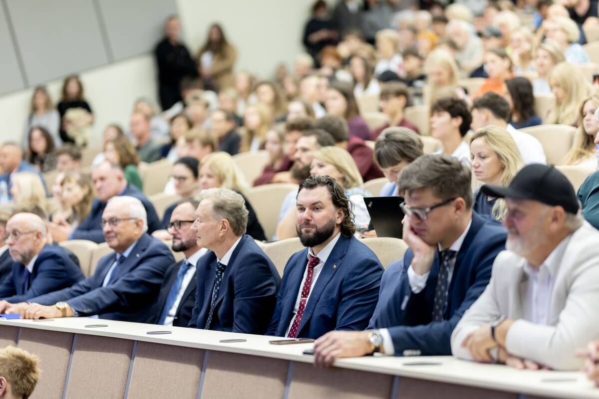 Vyriausybės nariai lankėsi Klaipėdos universitete