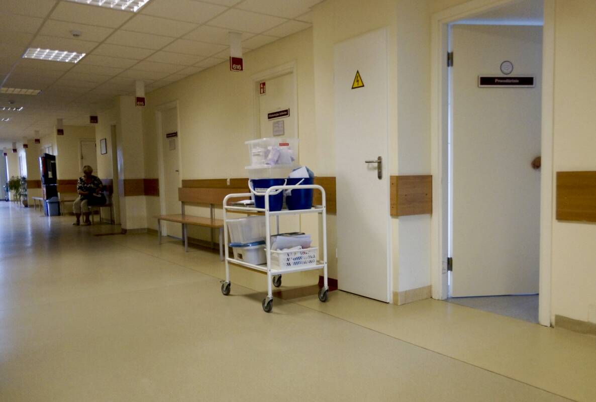 
<span>Vyriausybė žada spręsti eilių pas gydytojus problemą: užsibrėžė tikslą</span>
