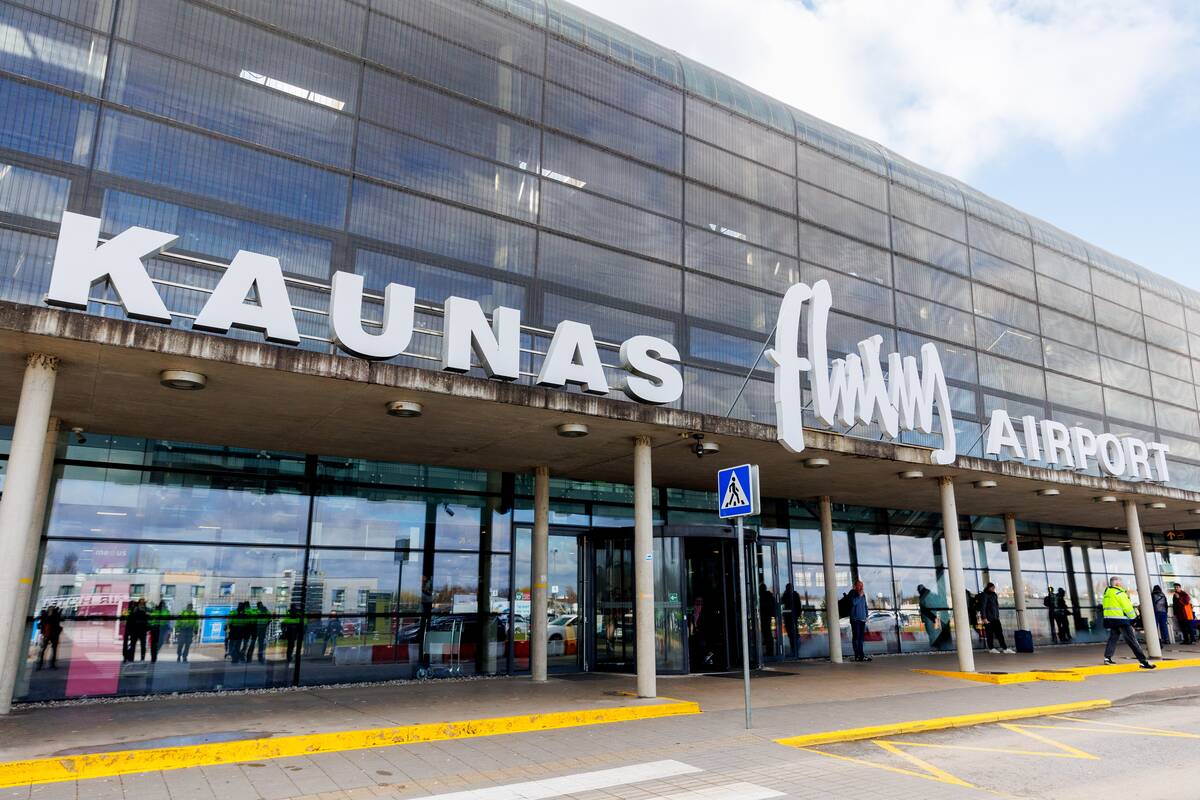 
<span>Teismas:  „Aviabaltika“ pastatus Kauno oro uoste turi nugriauti iki metų pabaigos</span>
