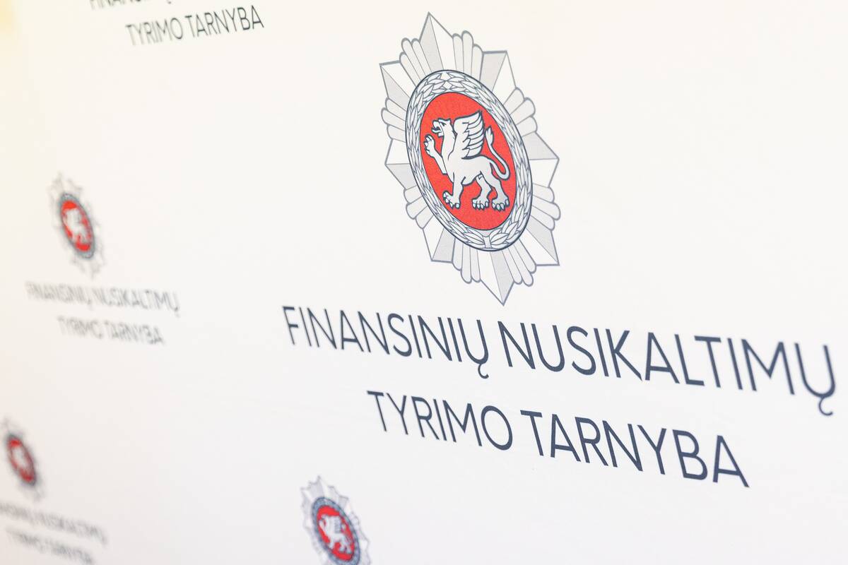 
<span>„Foxpay“ byloje teisiamam Ambrazui leista laikinai disponuoti didesne piniginių lėšų suma</span>
