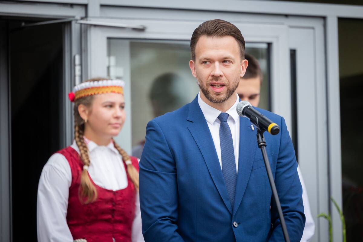 Maišiagalos LDK Algirdo gimnazijos Rugsėjo 1-oji su prezidentu