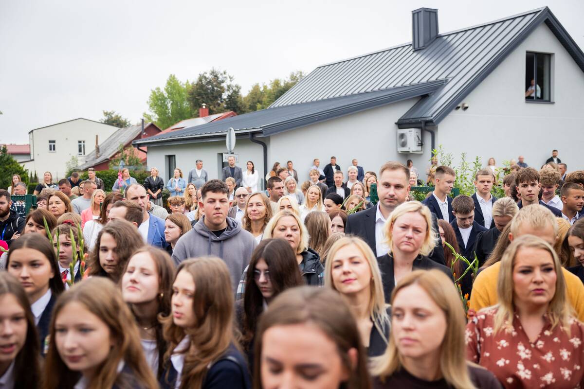 Maišiagalos LDK Algirdo gimnazijos Rugsėjo 1-oji su prezidentu