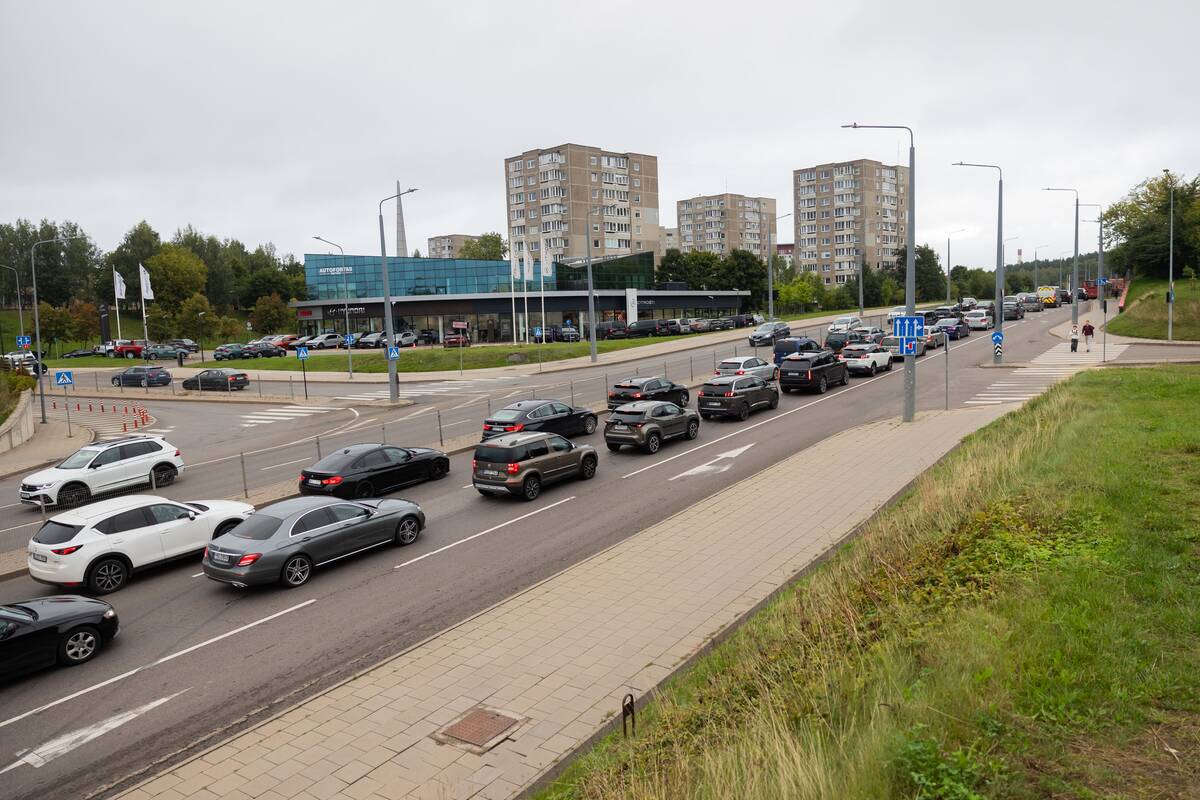 Vilniuje fiksuotos milžiniškos spūstys
