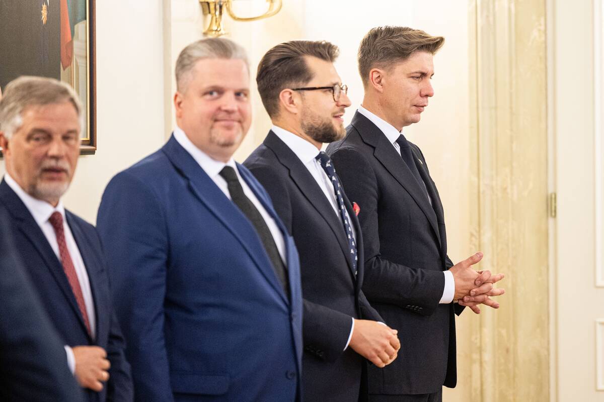 Pasitarimas dėl audros padarinių Prezidentūroje