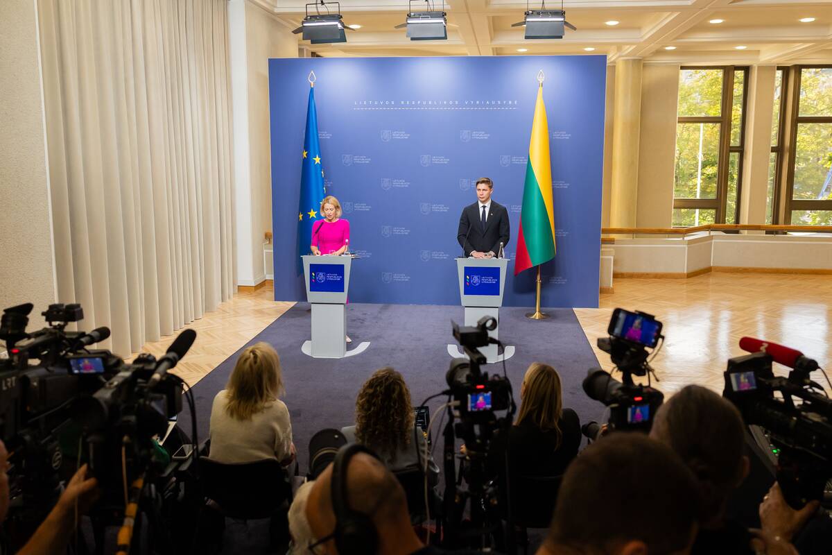 Prezidentas ir premjeras susitiko su Kaja Kallas