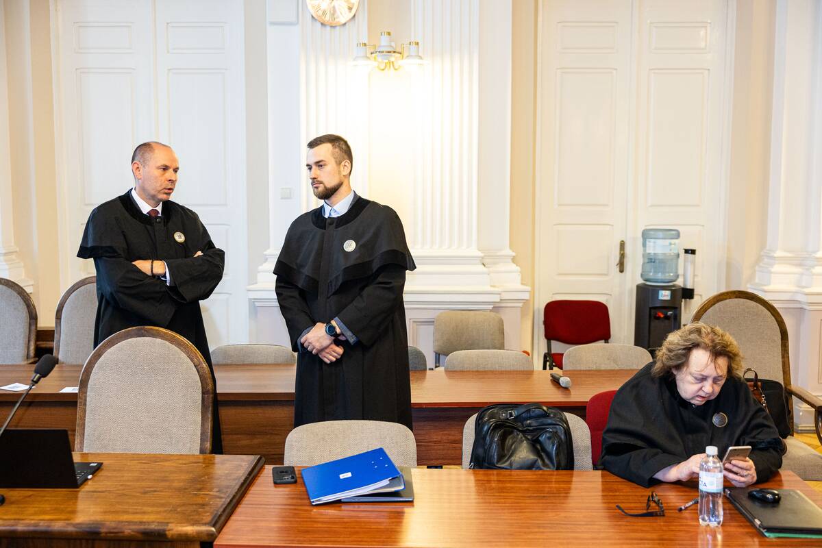 Vladimiro Antonovo bylos nagrinėjimas