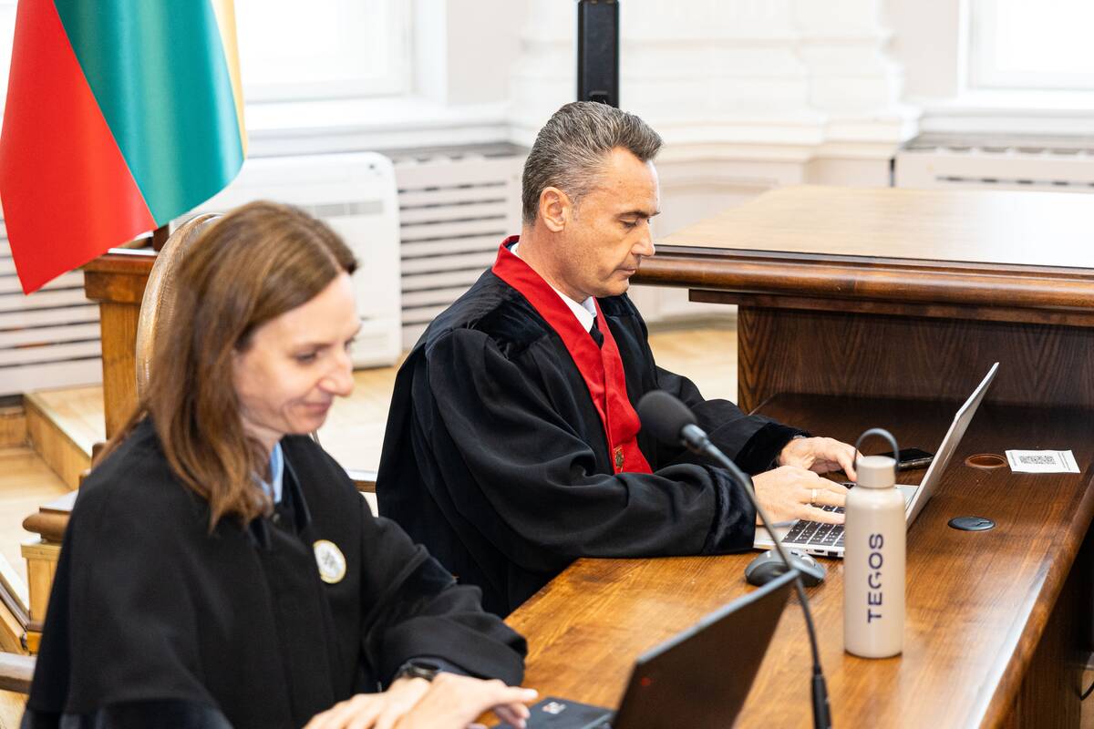 Vladimiro Antonovo bylos nagrinėjimas