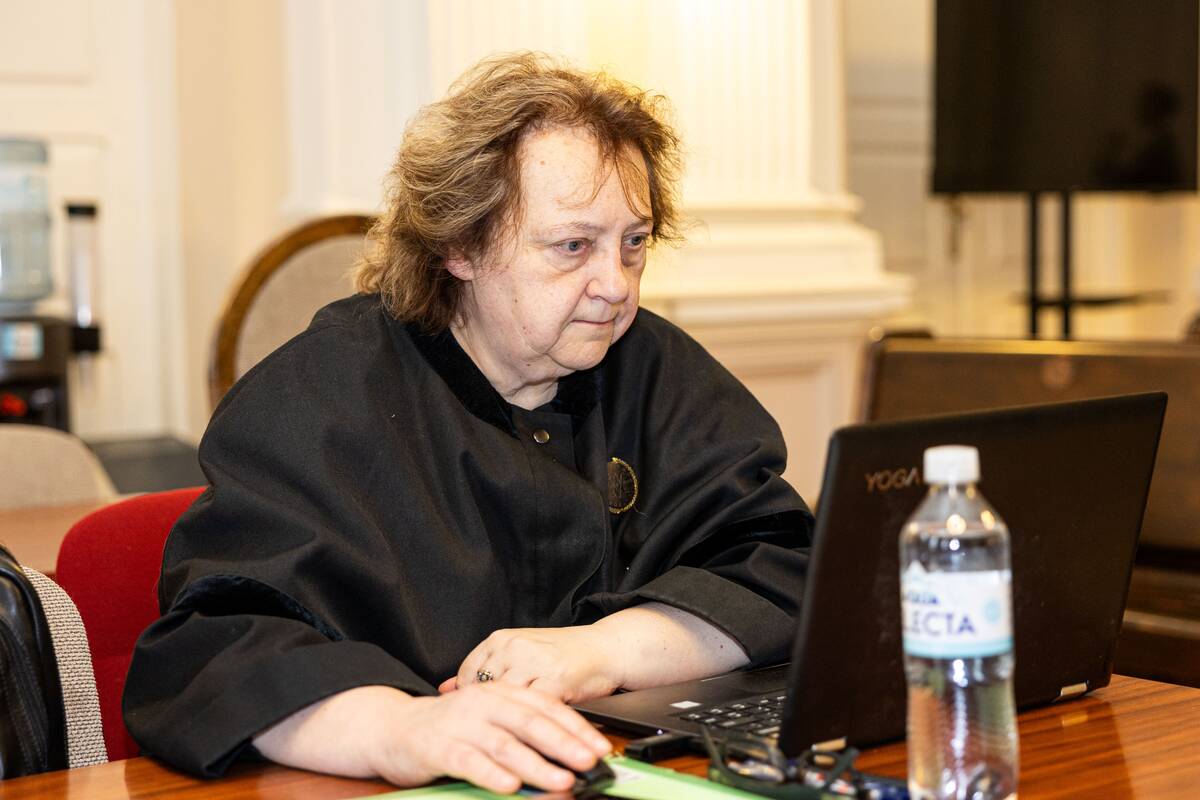 Vladimiro Antonovo bylos nagrinėjimas