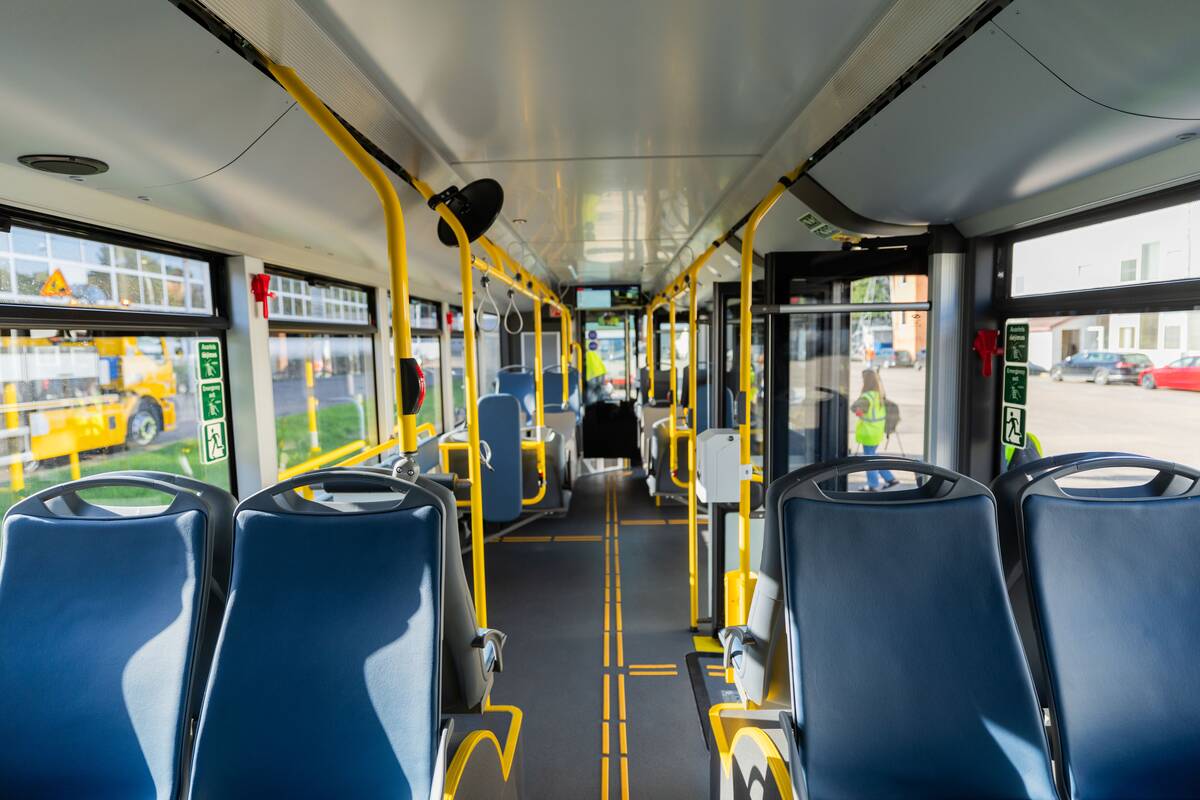 Antakalnyje – naujų „Solaris Trollino 18“ troleibusų pristatymas