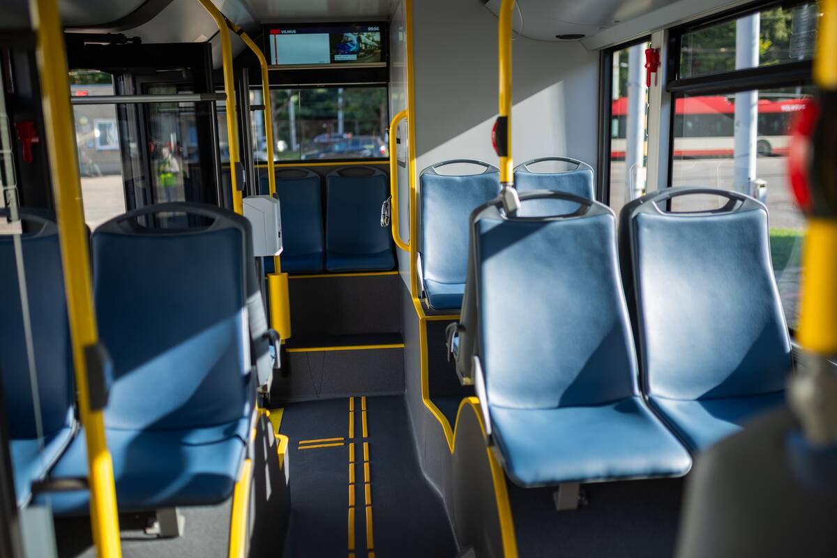 Antakalnyje – naujų „Solaris Trollino 18“ troleibusų pristatymas