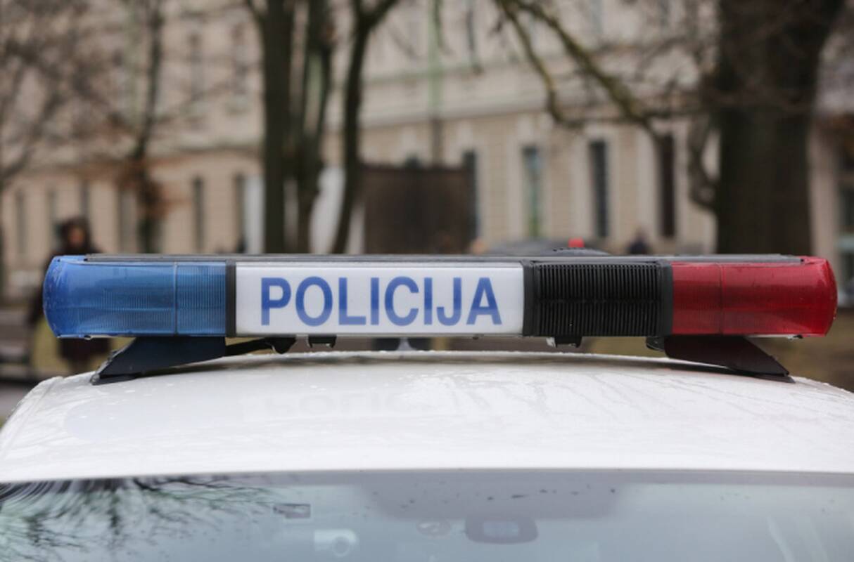 Policija