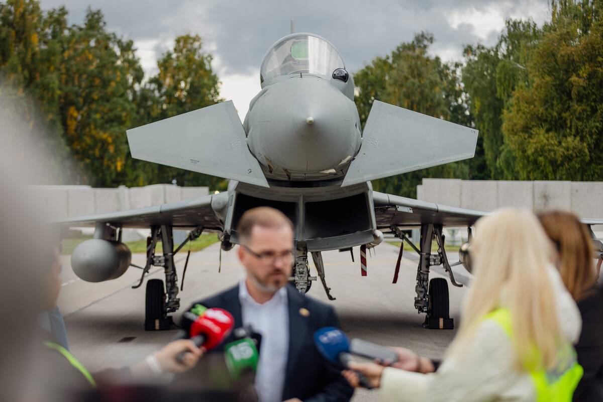 
<span>Robertas Kaunas: numuštas dronas buvo rusiškas, taikinys – ne Lietuva</span>
