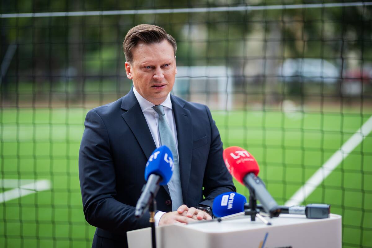Atidarytas atnaujintas Lietuvos aklųjų ir silpnaregių sporto aikštynas