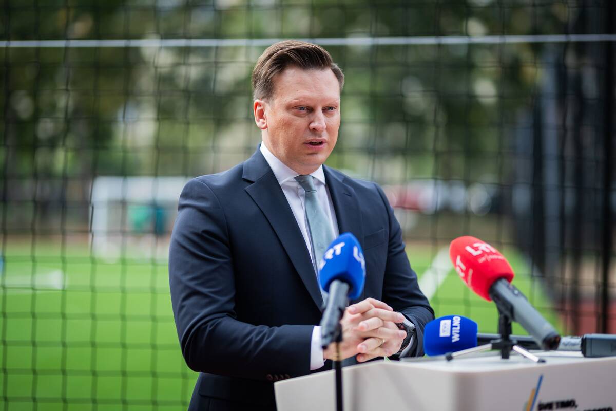 Atidarytas atnaujintas Lietuvos aklųjų ir silpnaregių sporto aikštynas