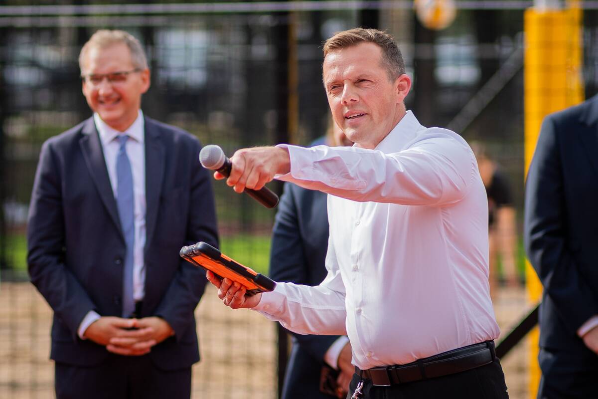 Atidarytas atnaujintas Lietuvos aklųjų ir silpnaregių sporto aikštynas