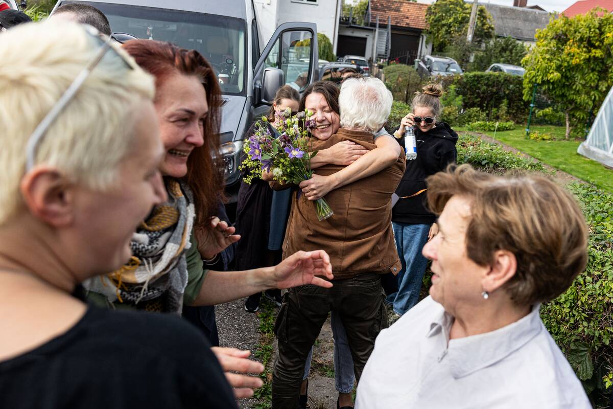 Į Lietuvą atvyko išlaisvinti Baltarusijos politiniai kaliniai