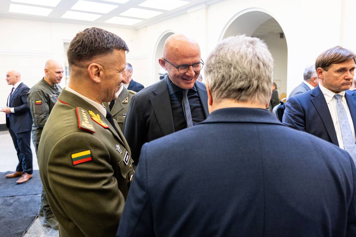 Visuotinės gynybos forumas