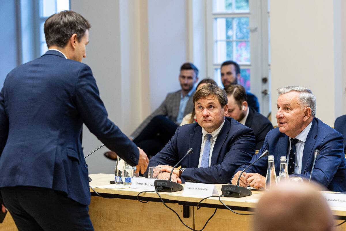 Visuotinės gynybos forumas