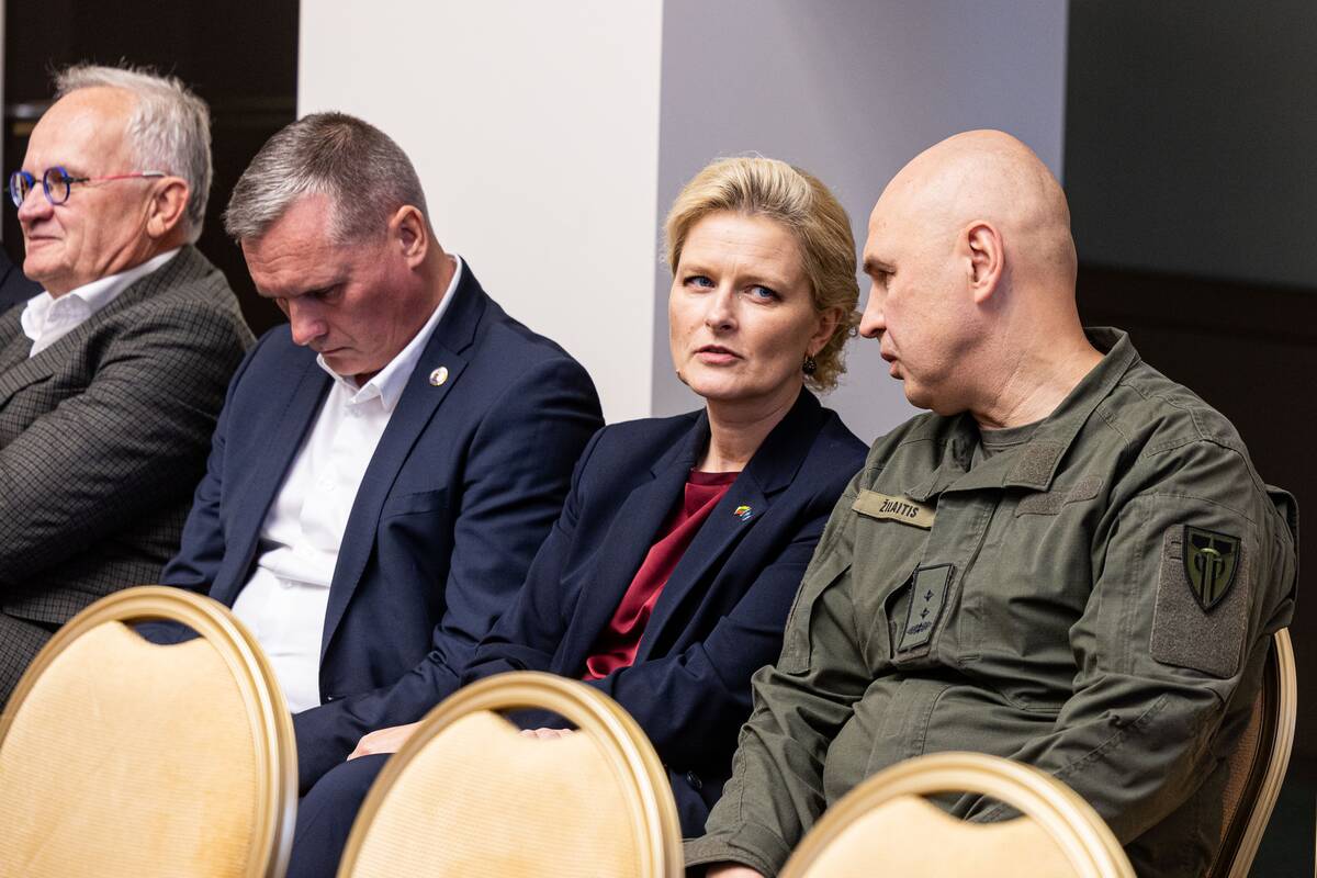 Visuotinės gynybos forumas