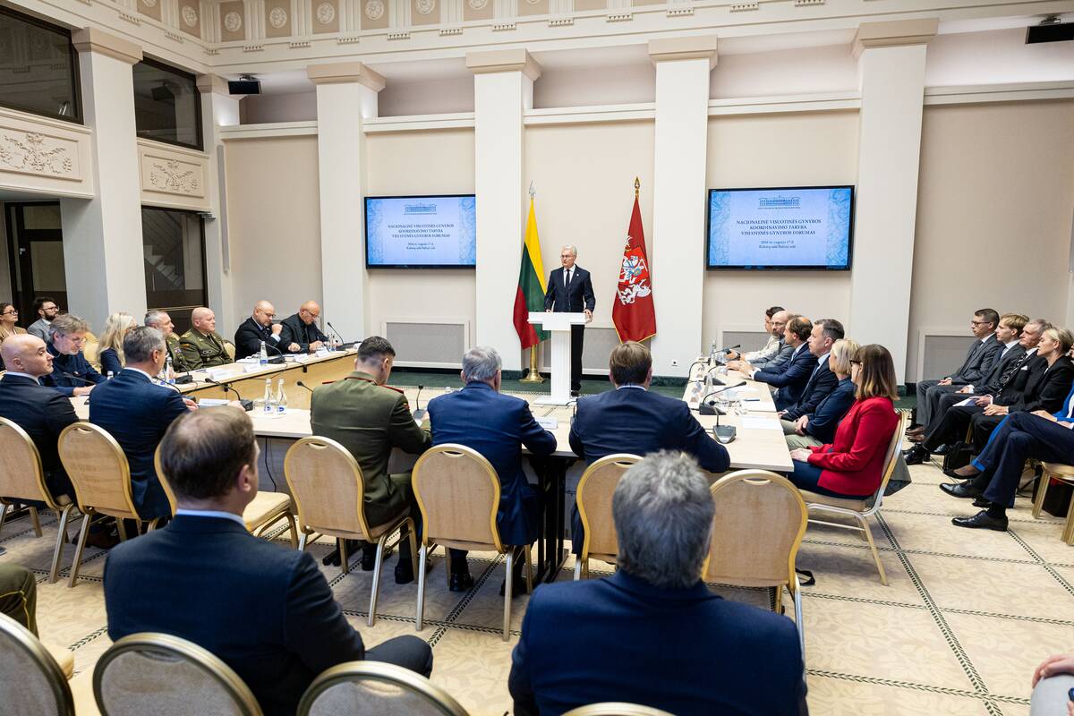 Visuotinės gynybos forumas