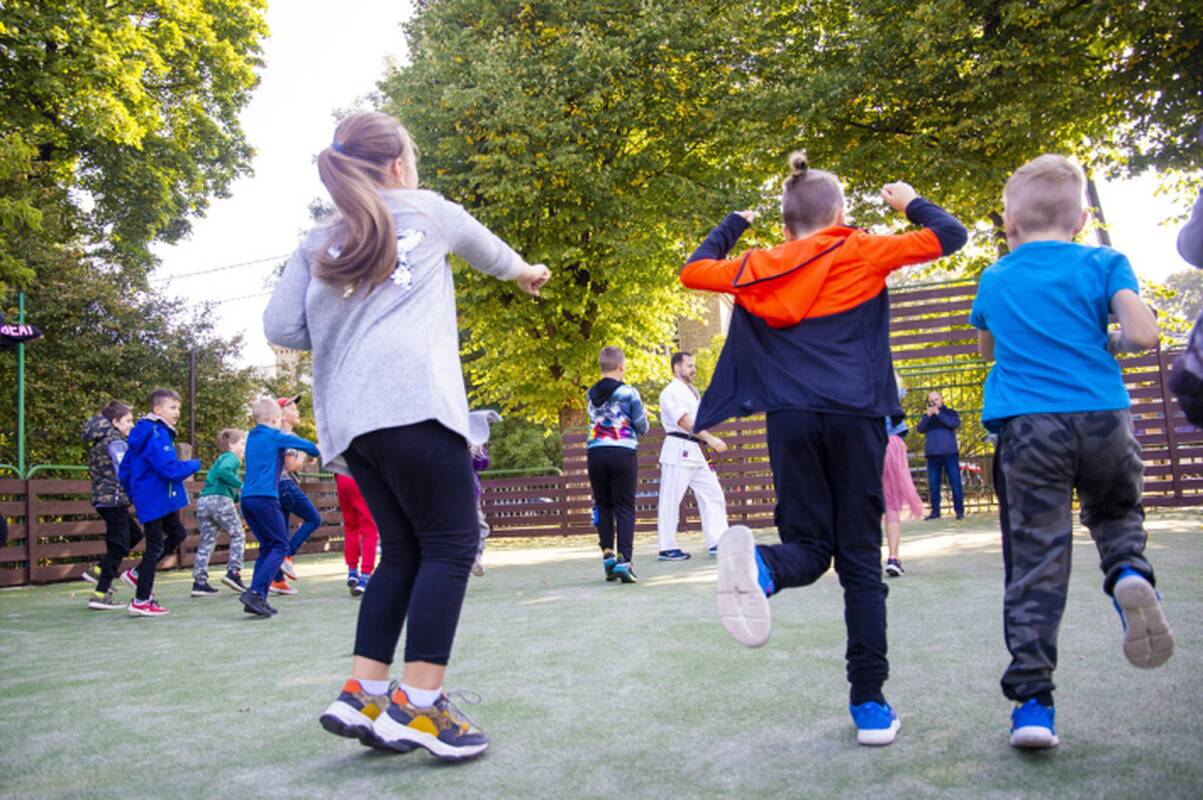 
<span>Mokiniai dalyvaus sporto ir meno šventėje „Adamkiada“, skirtoje Valdo Adamkaus 100-mečiui</span>
