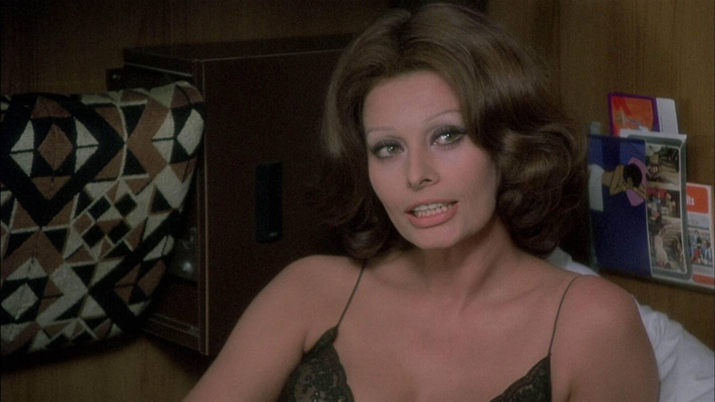  Sophia Loren