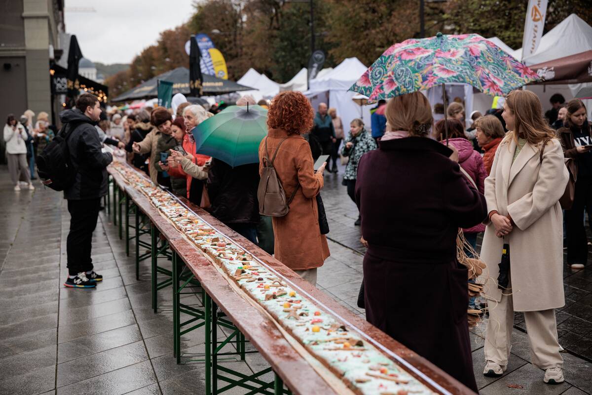 Obuolių pyrago rekordo fiksavimas