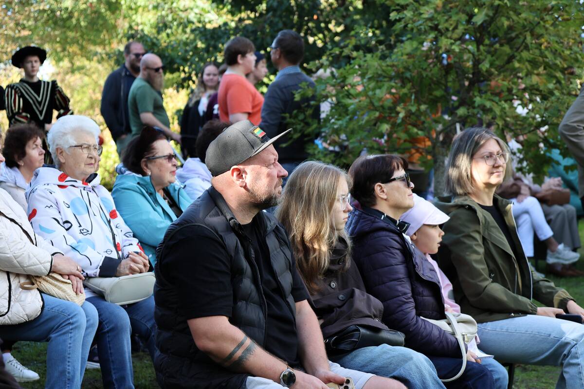 Iškilmingas karalienės Luizės 250-ųjų gimimo metinių minėjimas