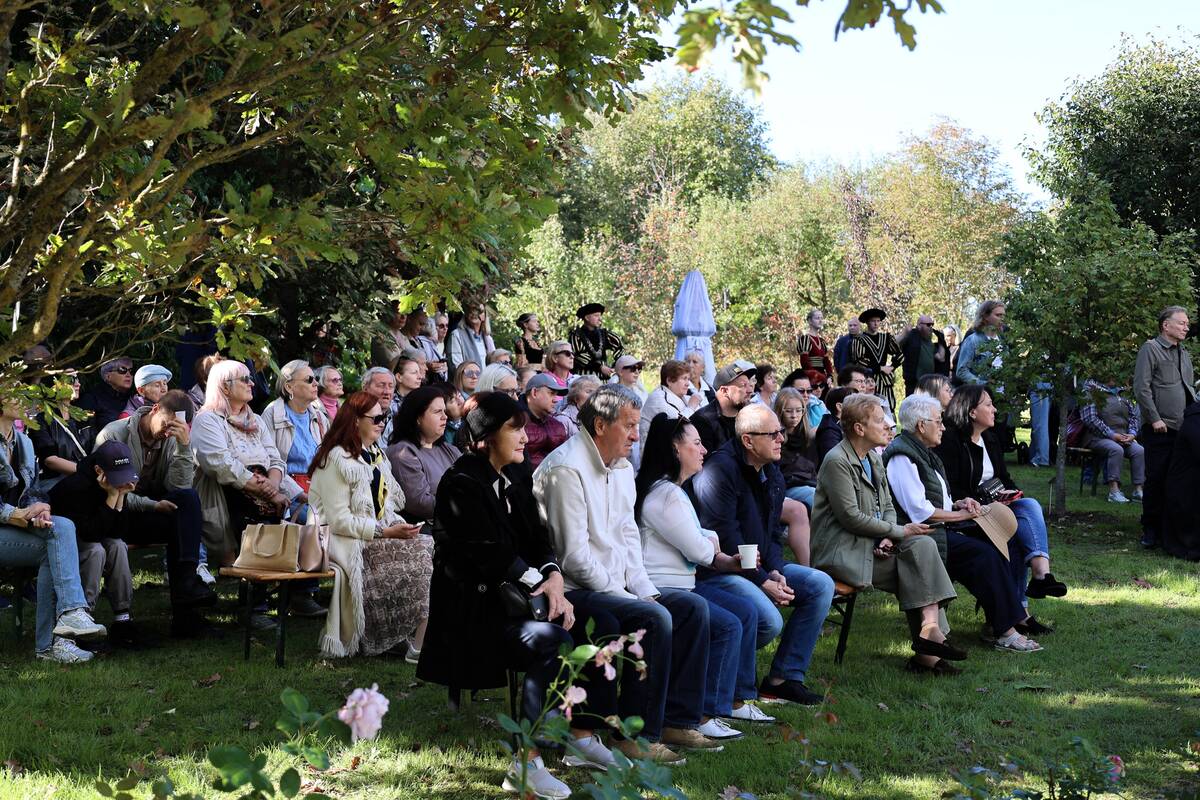 Iškilmingas karalienės Luizės 250-ųjų gimimo metinių minėjimas