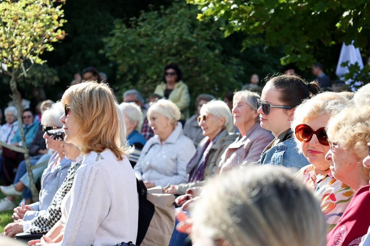 Iškilmingas karalienės Luizės 250-ųjų gimimo metinių minėjimas