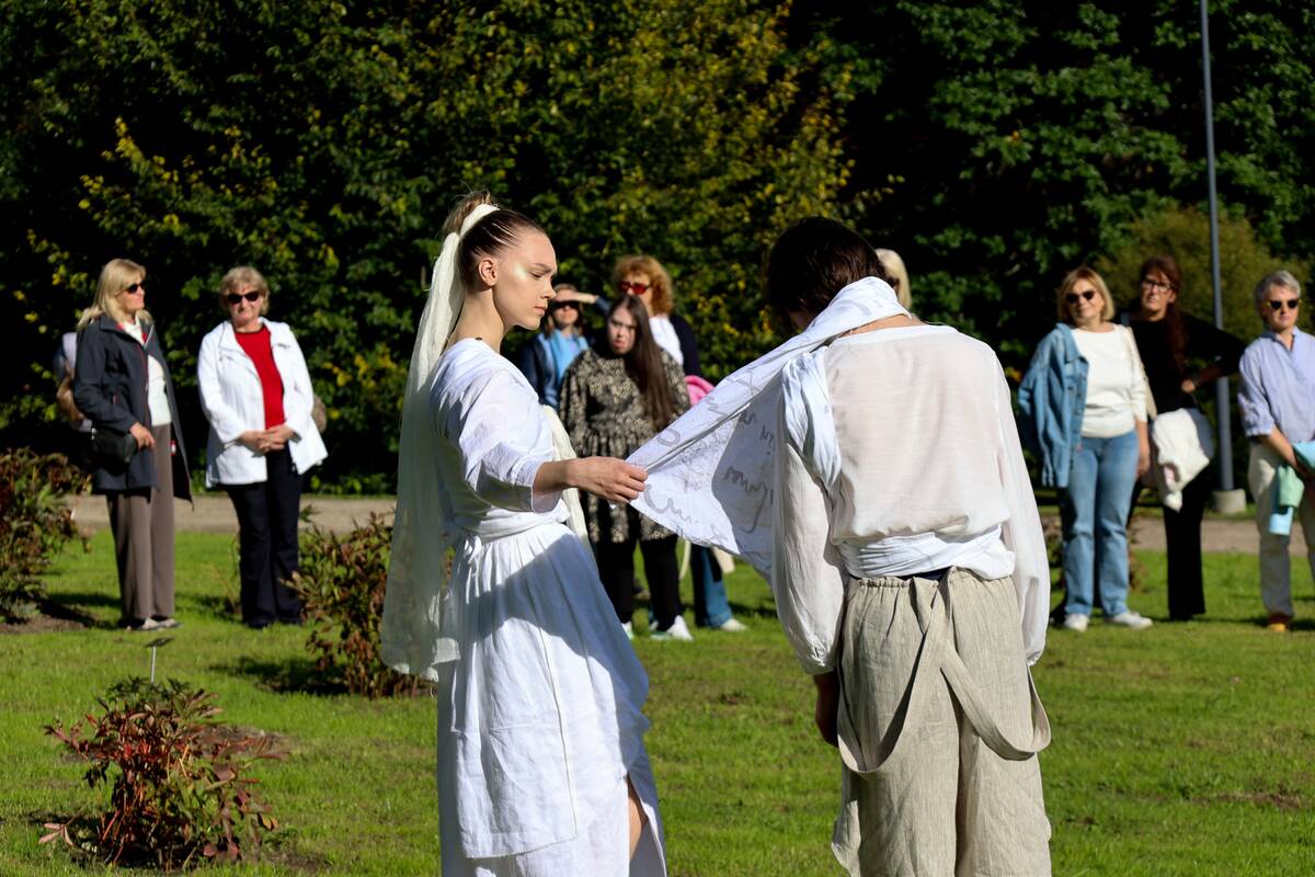 Iškilmingas karalienės Luizės 250-ųjų gimimo metinių minėjimas