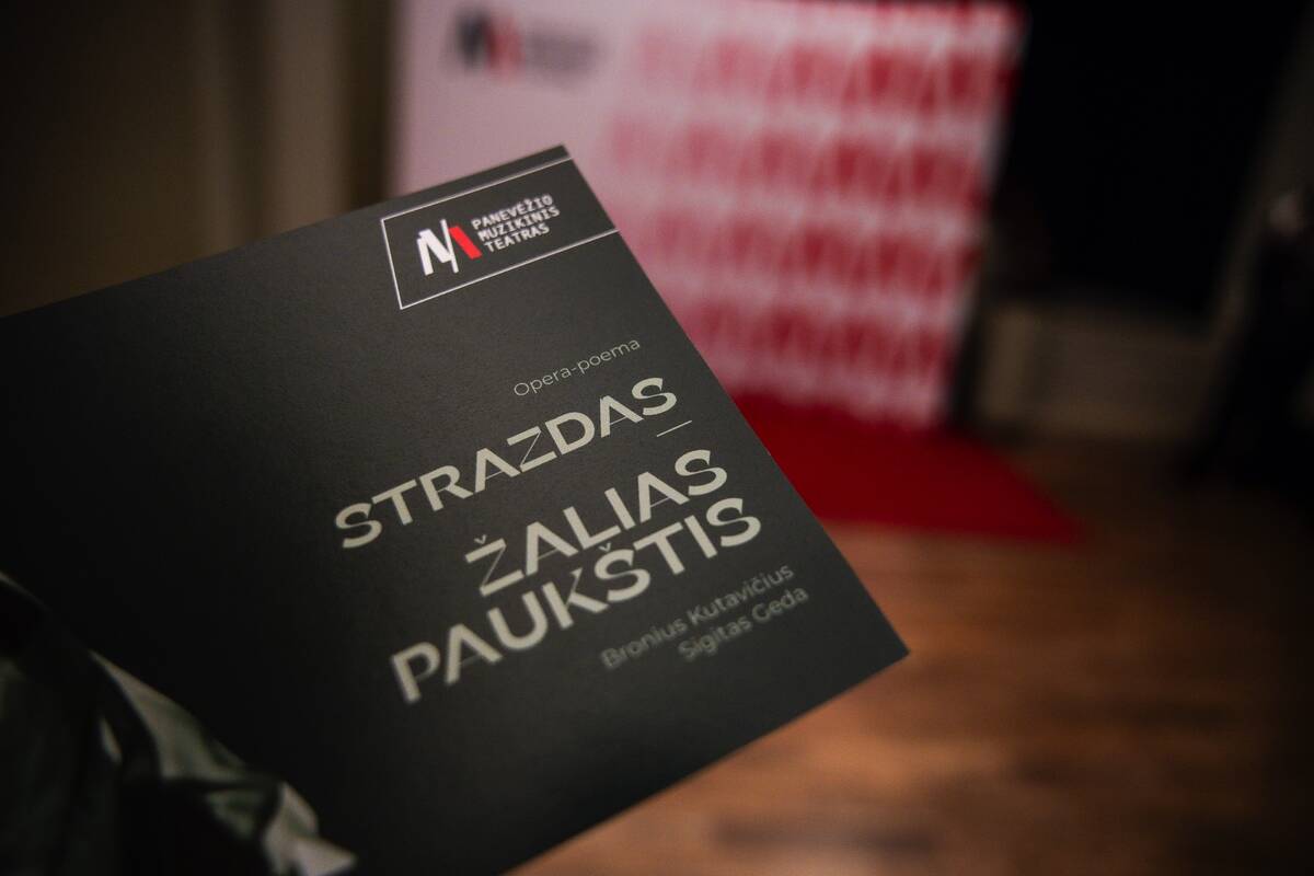 Po 40 metų į Kauną sugrįžusio spektaklio „Strazdas – žalias paukštis“ premjera