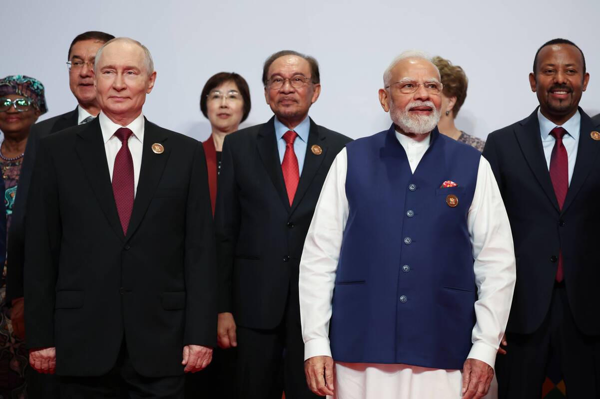 
<span>Kinija, Rusija ir Indija BRICS susitikime siekia ekonominio bendradarbiavimo</span>
