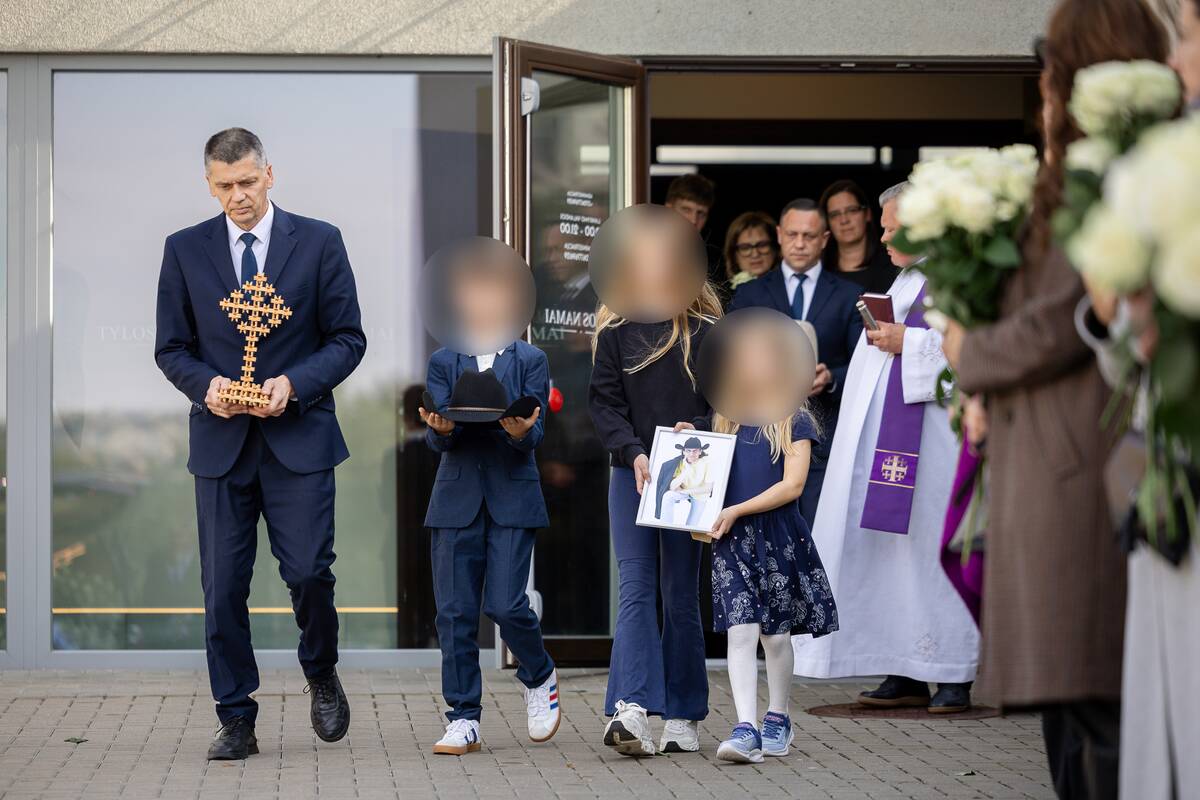 Gintautas Kirkila-Klarkas išlydimas į paskutinę kelionę