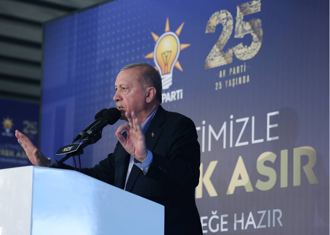 
<span>Erdoganas ketina likti dar vienai kadencijai</span>
