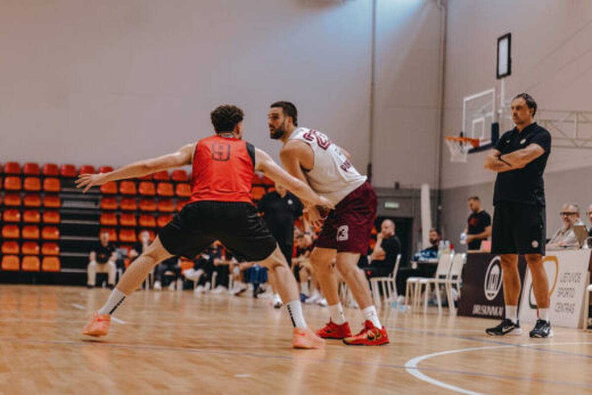 
<span>„Lietkabelis“ patyrė pirmąjį pralaimėjimą kontrolinių rungtynių cikle</span>
