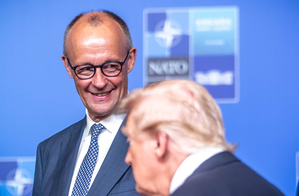 
<span>Įsižeidė: Vokietijos kancleris atsisakė kalbėtis su Trumpu</span>
