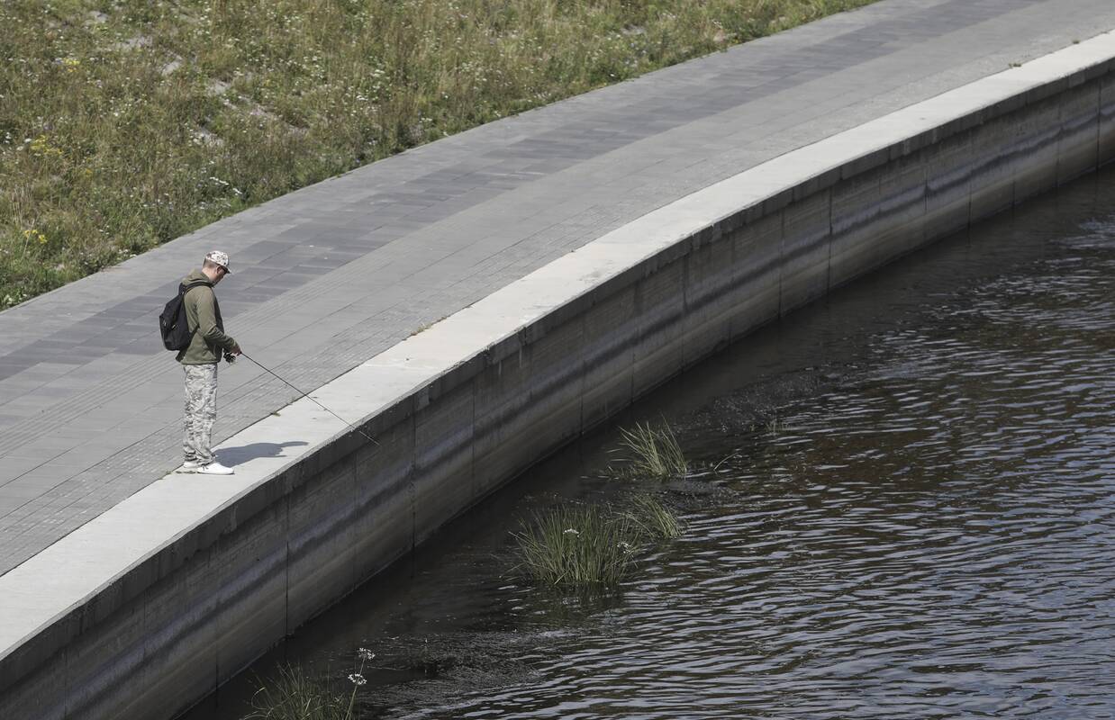 
<span>Įsigalioja papildomi žvejybos ribojimai lašišų ir šlakių apsaugai</span>
