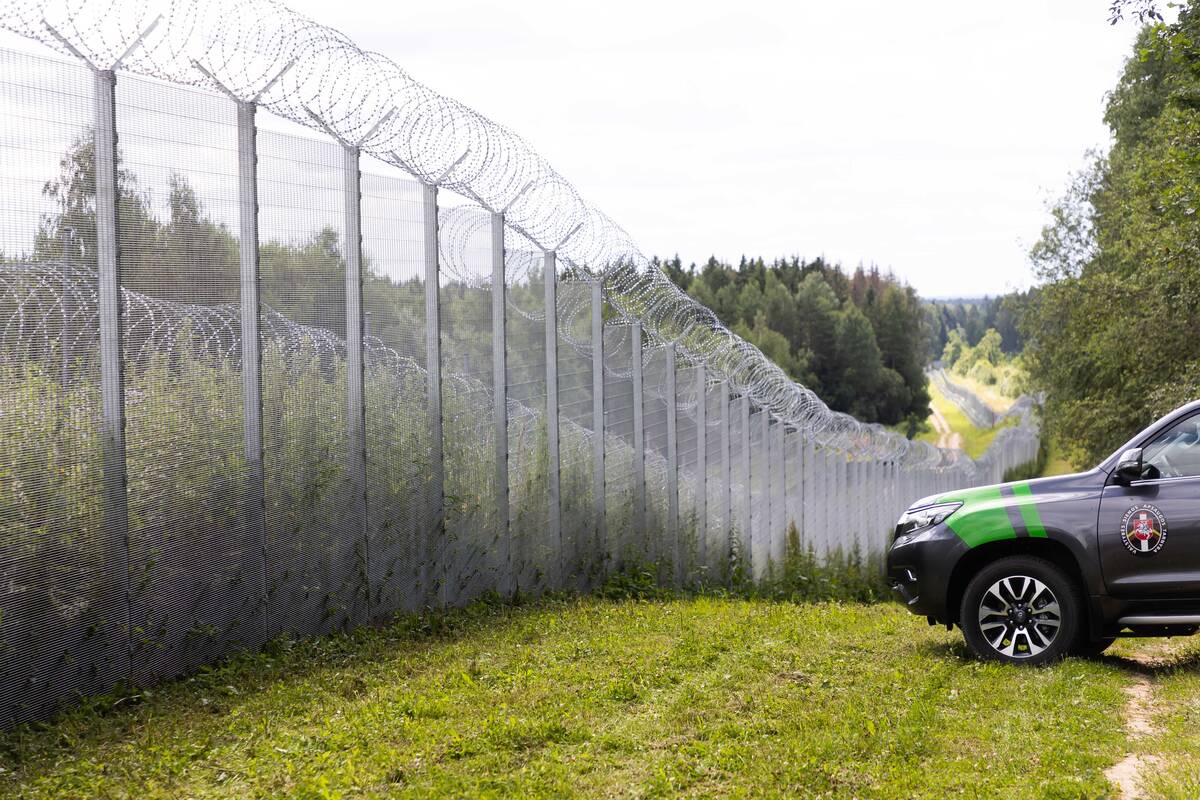 
<span>Pasienyje su Baltarusija apgręžti du migrantai</span>
