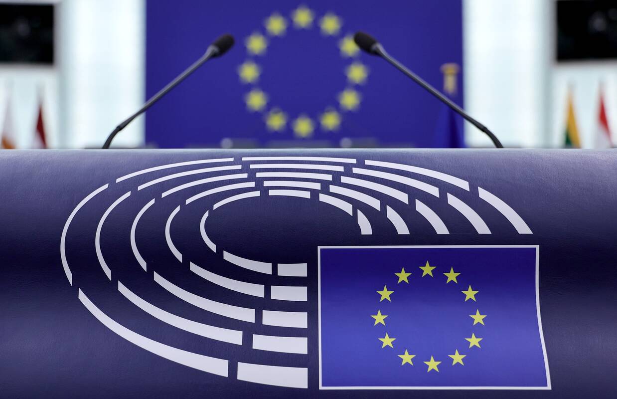 
<span>EP ragina hibridines atakas pripažinti karo forma, didžiausia grėsme įvardija Rusiją</span>
