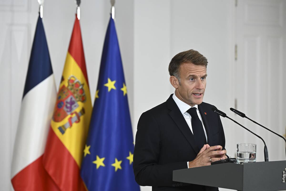  Emmanuelis Macronas